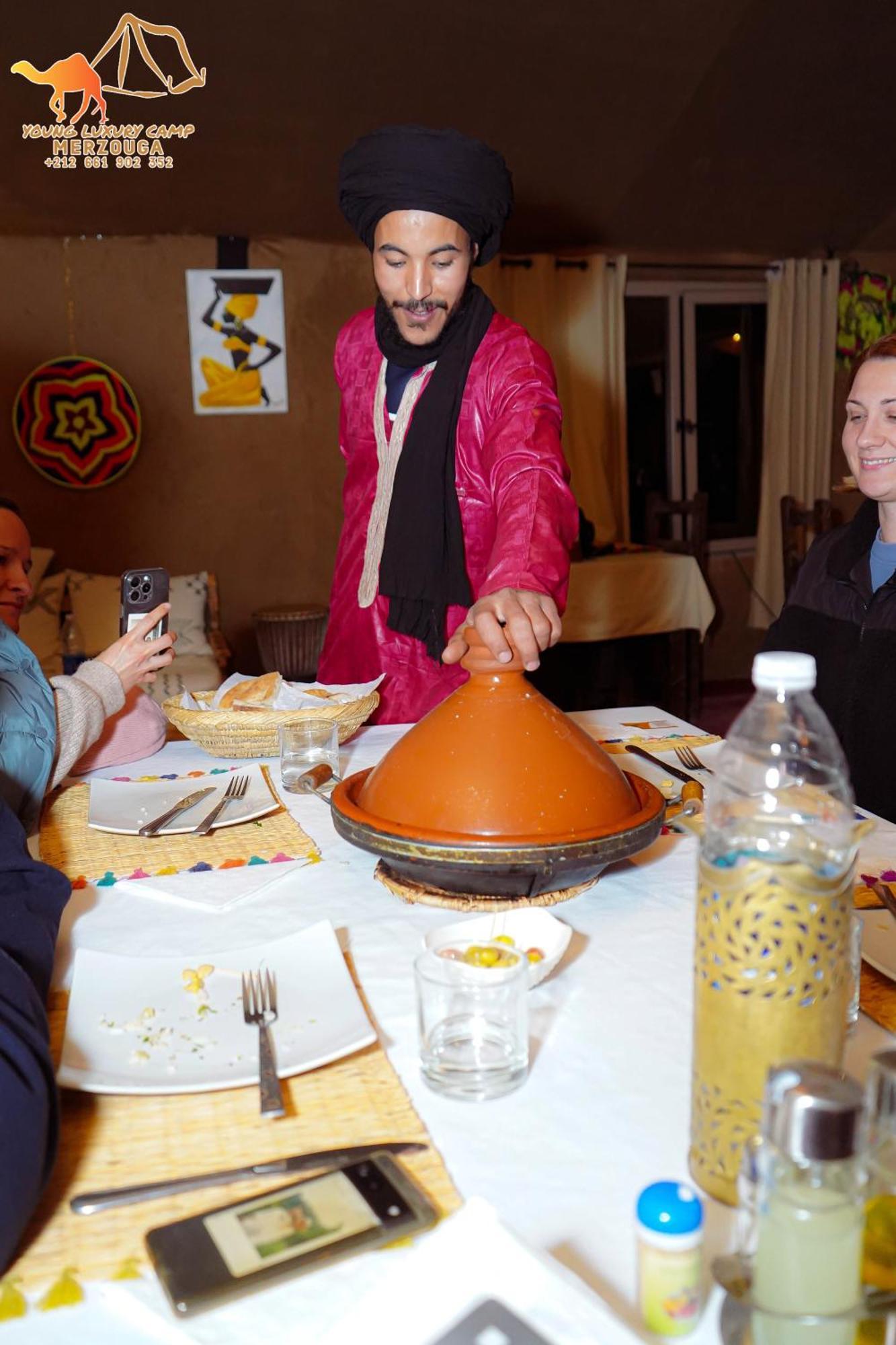 Young Luxury Camp Merzouga Luaran gambar