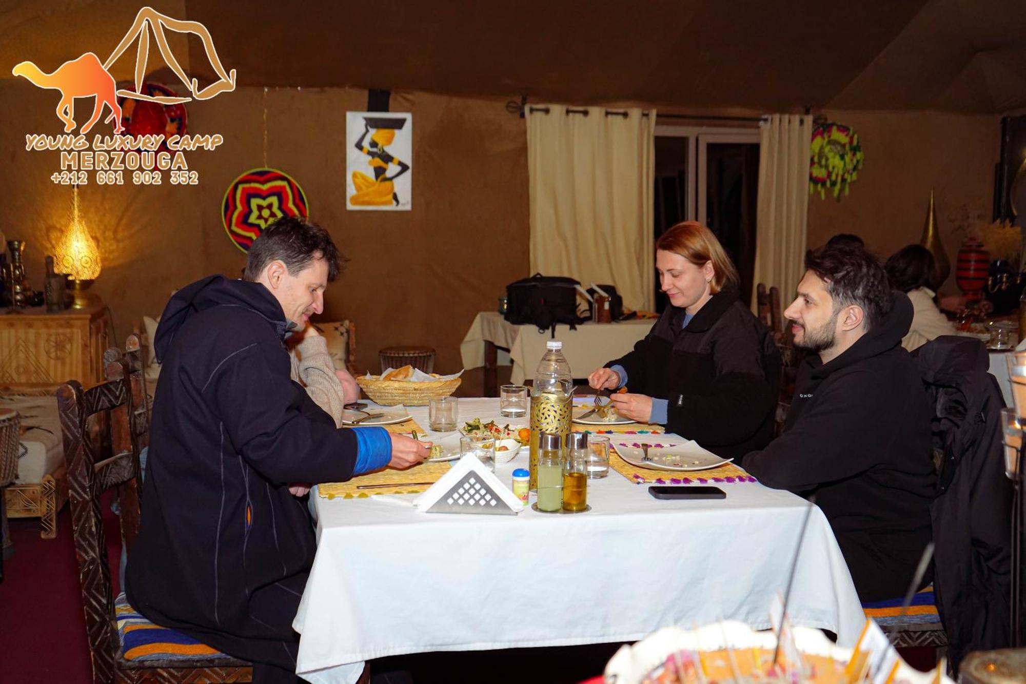 Young Luxury Camp Merzouga Luaran gambar