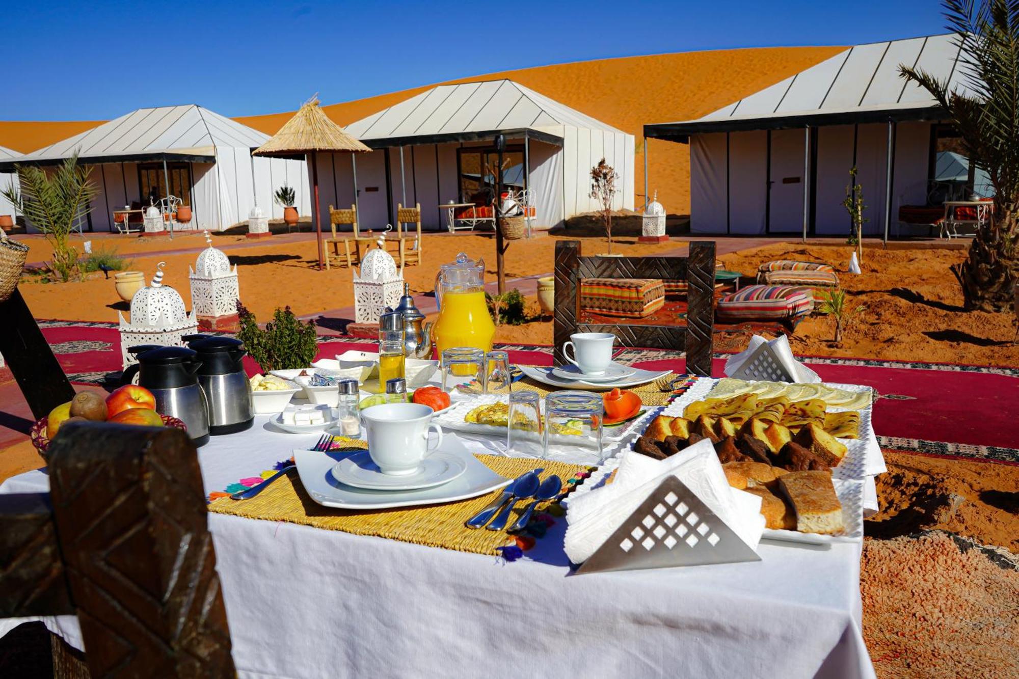 Young Luxury Camp Merzouga Luaran gambar