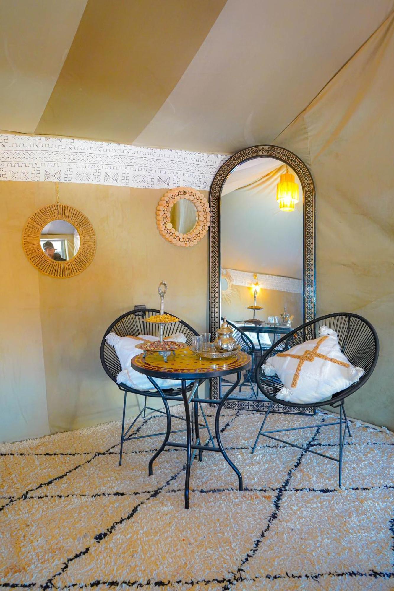 Young Luxury Camp Merzouga Luaran gambar