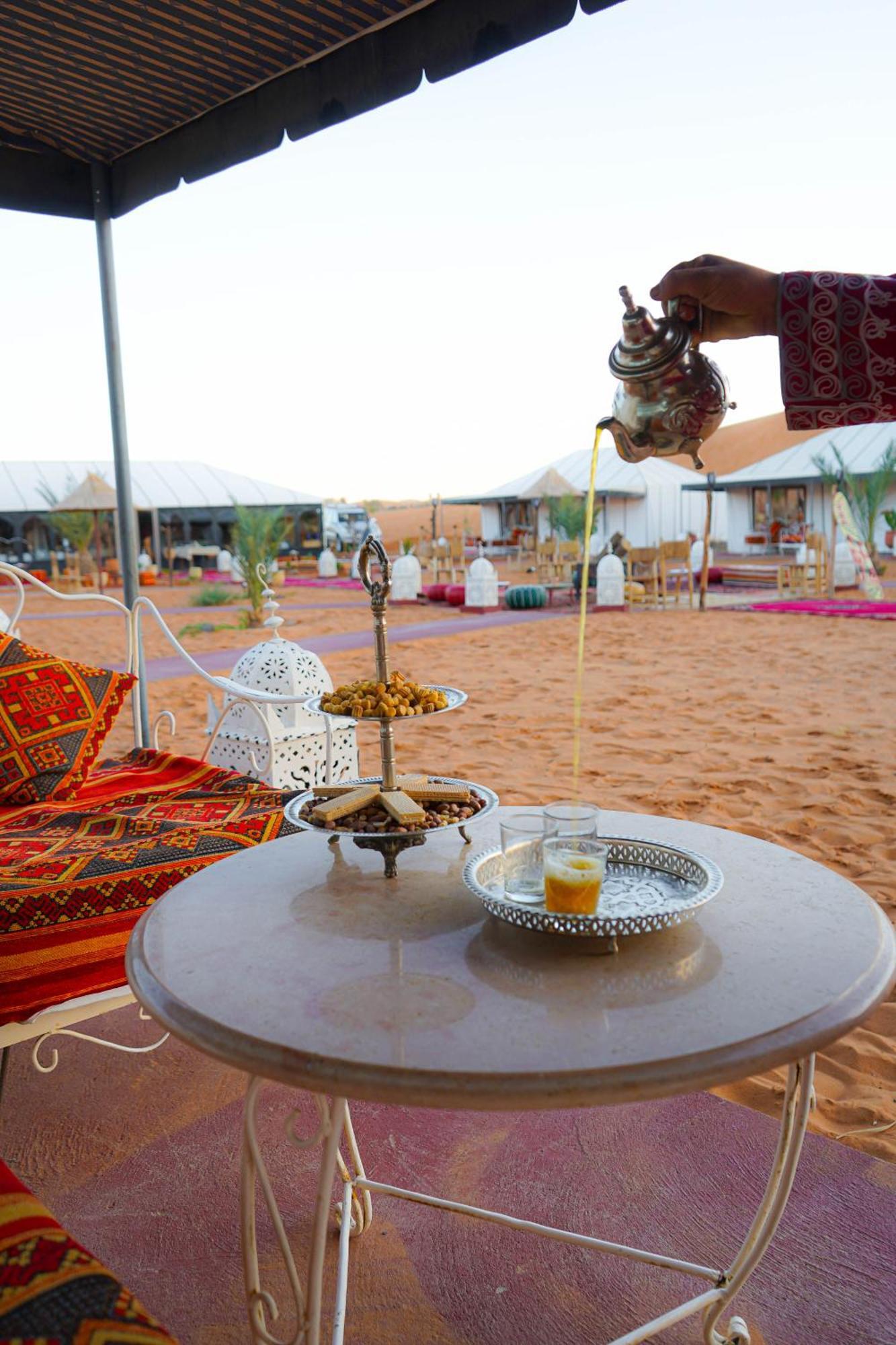 Young Luxury Camp Merzouga Luaran gambar